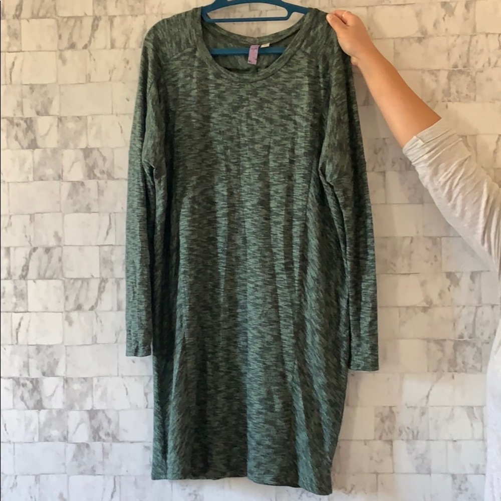 Sweater dress